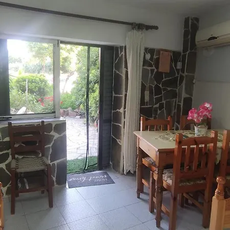 Ferienwohnung Efterpi Aggeli Loutrópolis Thermís Exterior foto