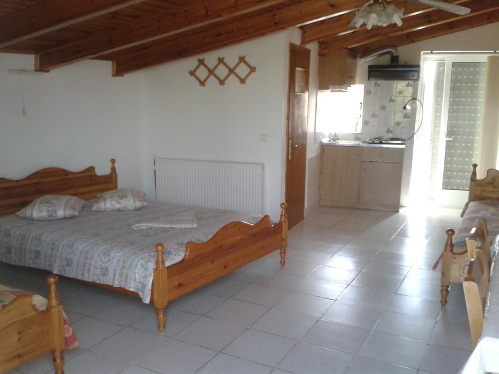 Efterpi Aggeli Apartment *