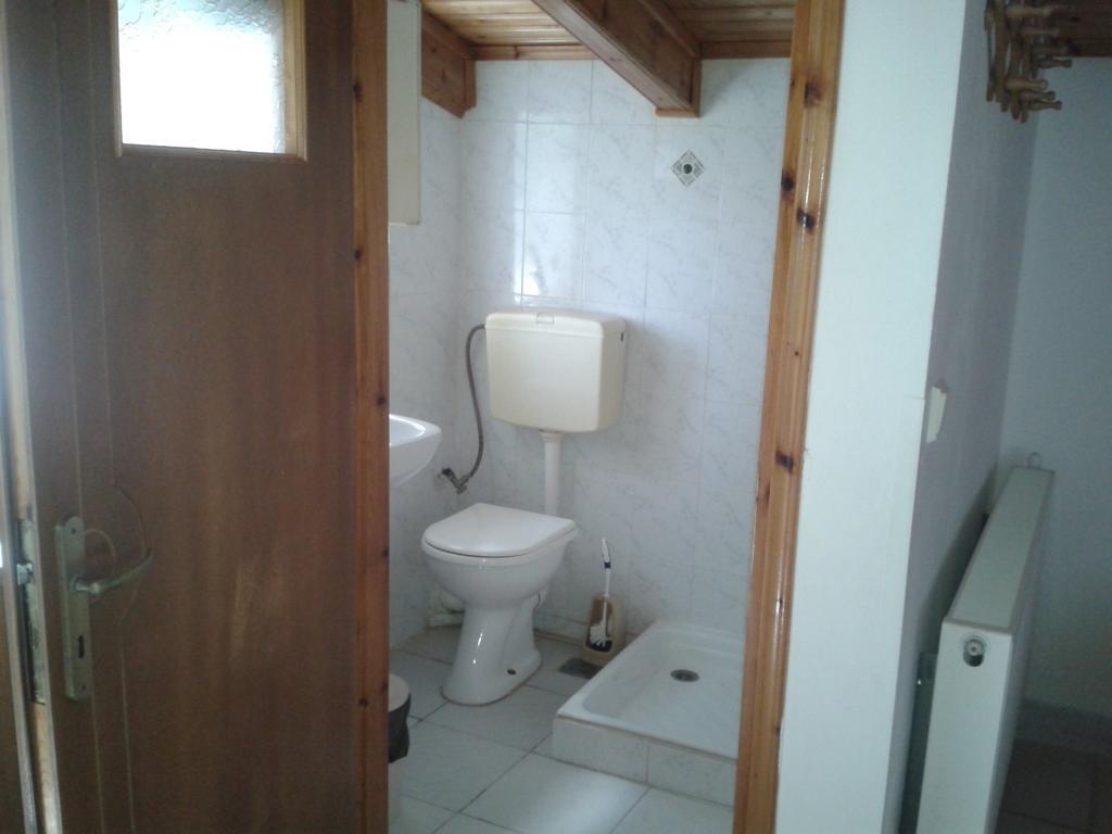 Efterpi Aggeli Apartment Loutrópolis Thermís